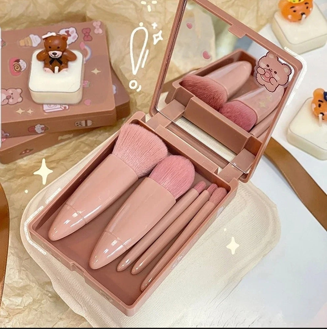 Mirror & Makeup Brush Set